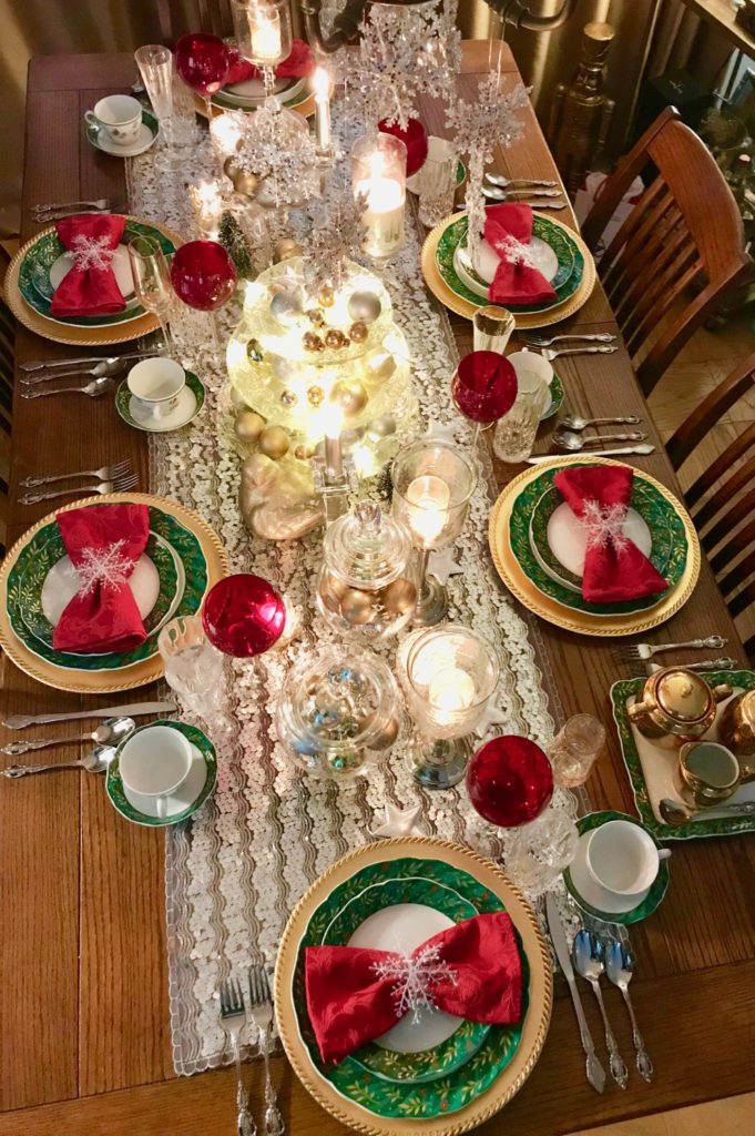 christmas table decor